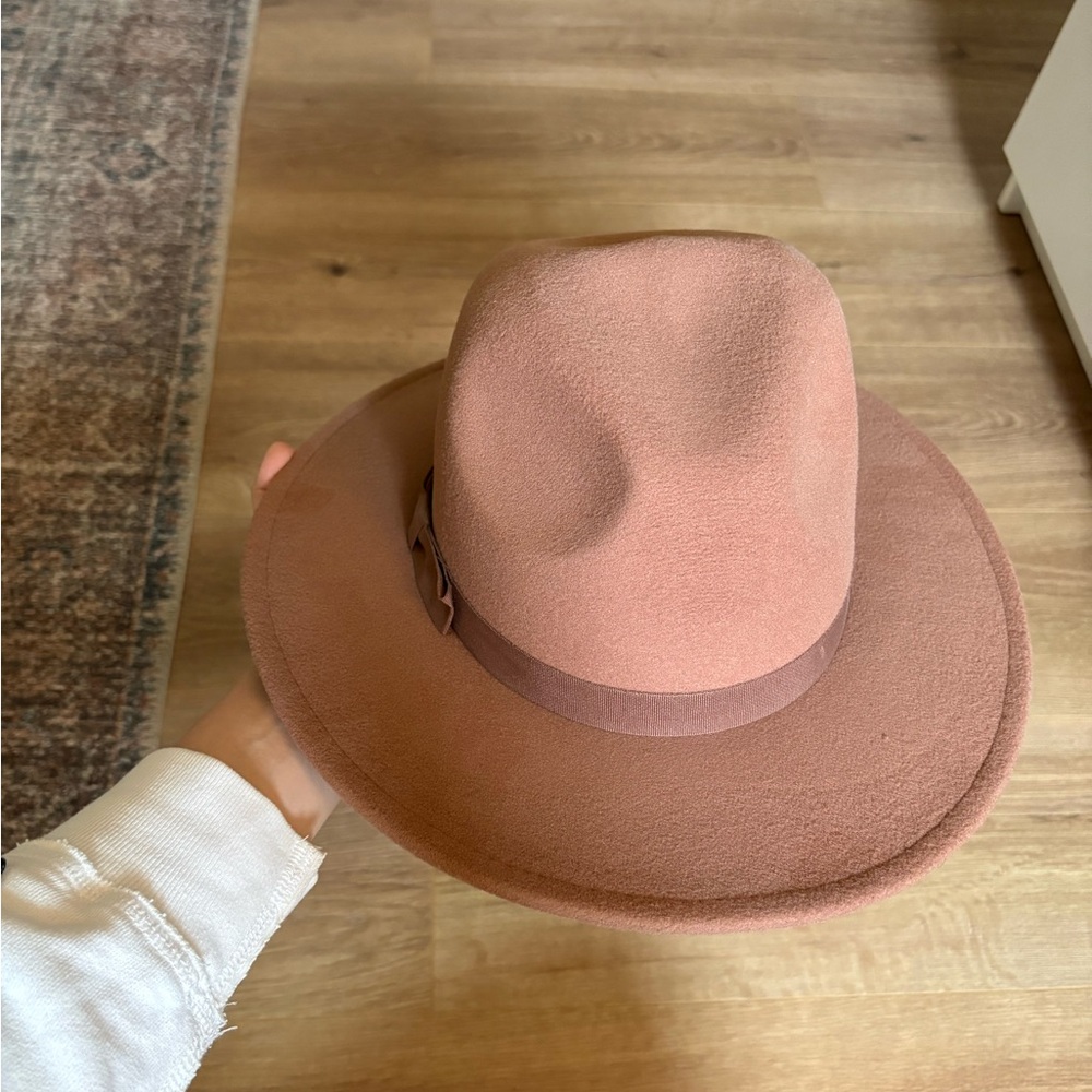 Abercrombie & Fitch hat